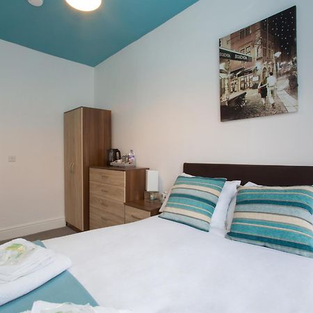 Townhouse @ West Avenue Crewe Bed & Breakfast Bilik gambar